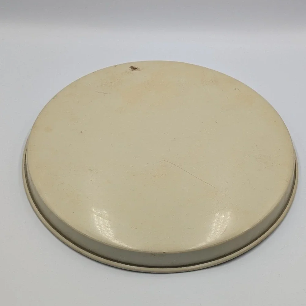 Unbranded vintage serving